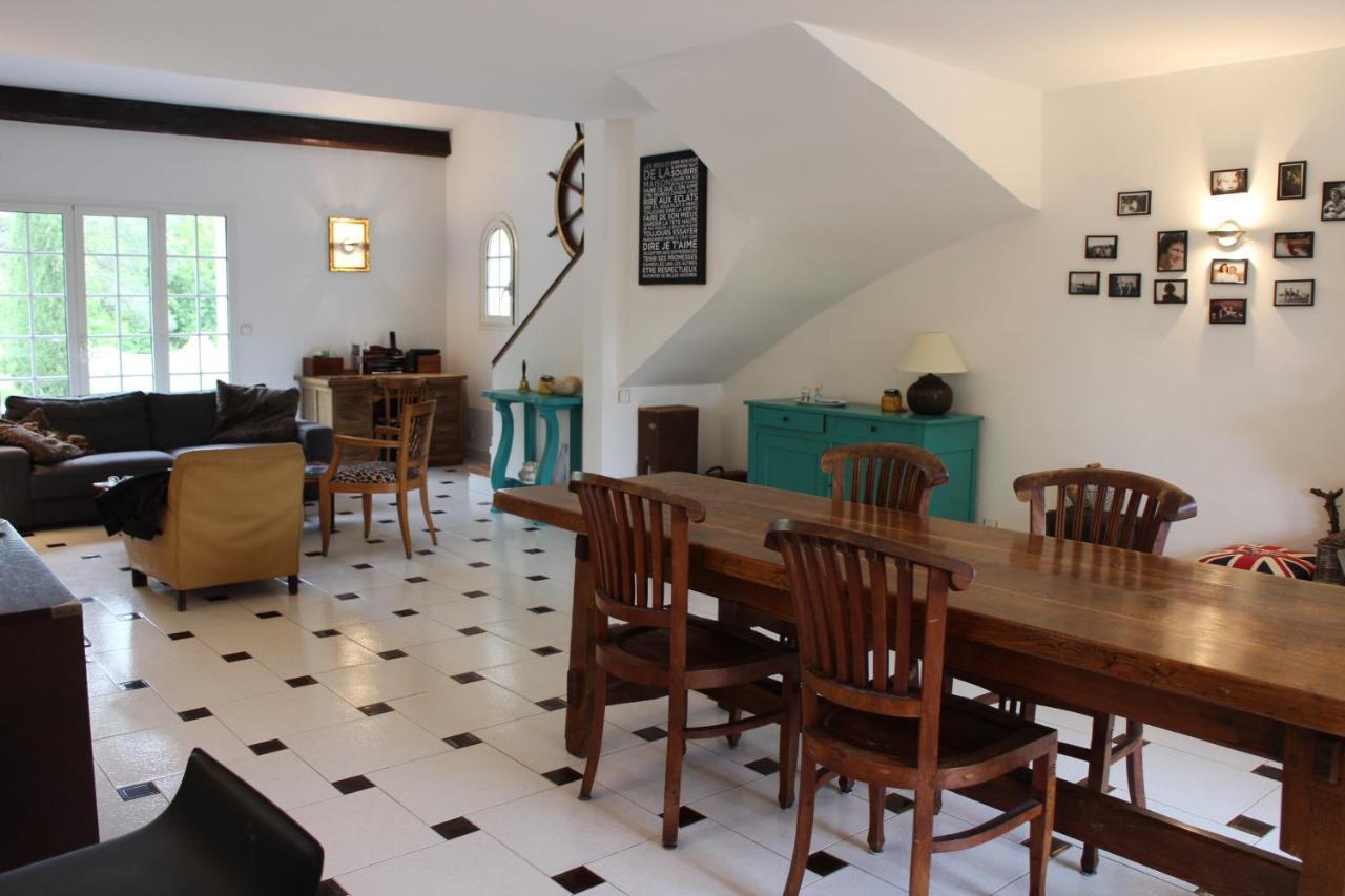 Le Chene Et L'Eau Bed and Breakfast Roquebrune-sur-Argens Eksteriør billede