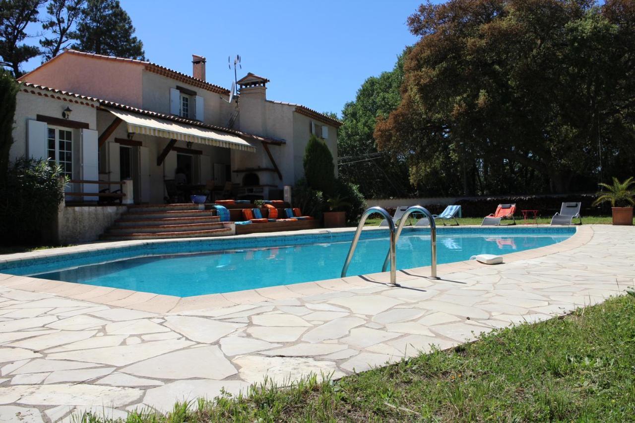 Le Chene Et L'Eau Bed and Breakfast Roquebrune-sur-Argens Eksteriør billede