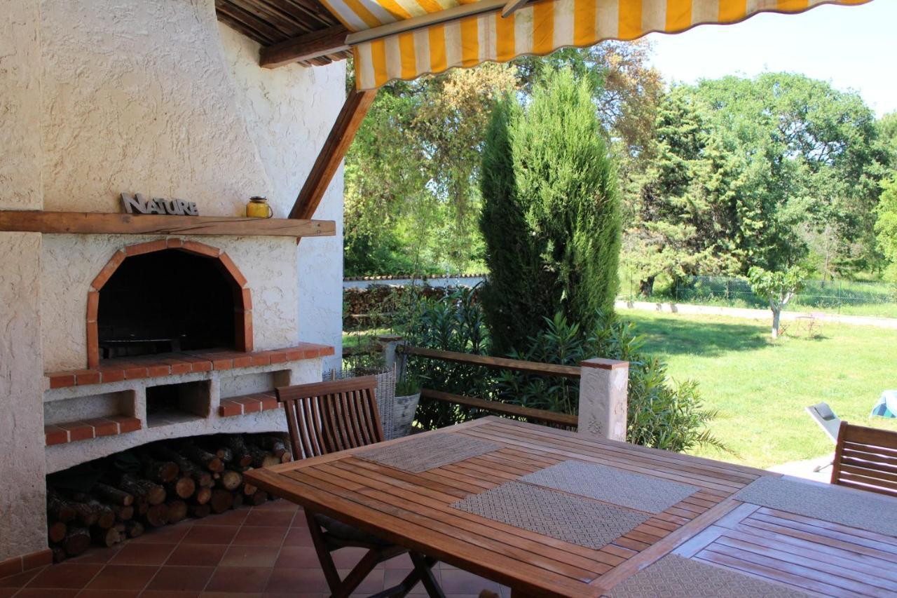 Le Chene Et L'Eau Bed and Breakfast Roquebrune-sur-Argens Eksteriør billede